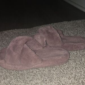 Cozy Plush Slippers in Mauve